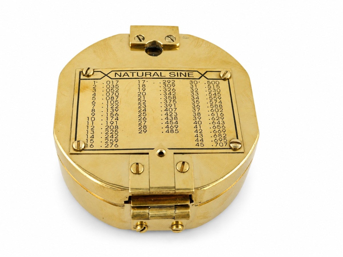 Decorative Brass Sighting Compass in Wooden Box, Ø 8 cm