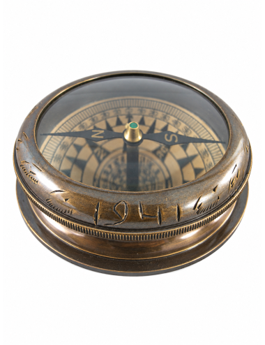 Decorative Antiqued Brass Compass, 9 × 3 cm