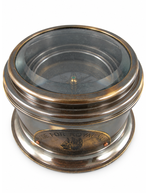 Decorative Antiqued Brass Compass, 11 × 6 cm