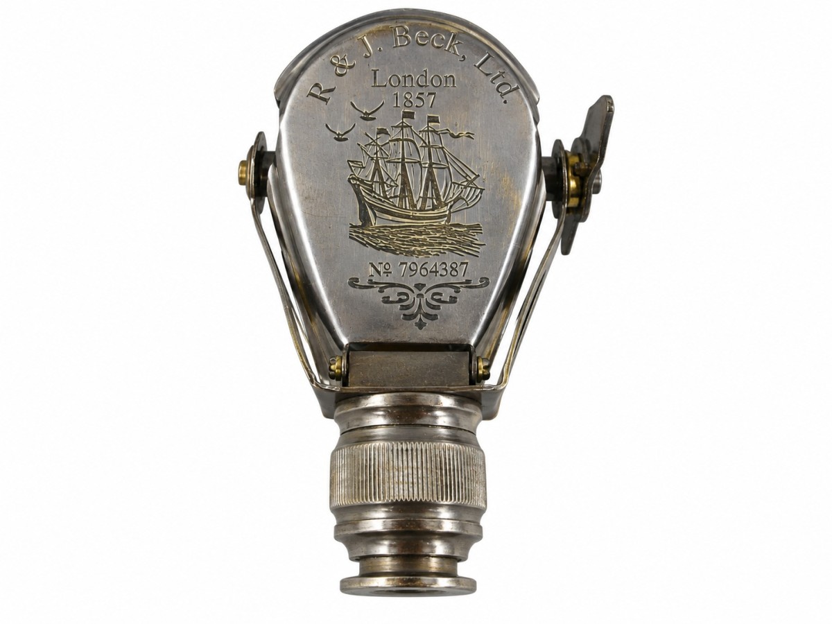 Decorative Antiqued Brass Spyglass in Leather Case, L 10 cm