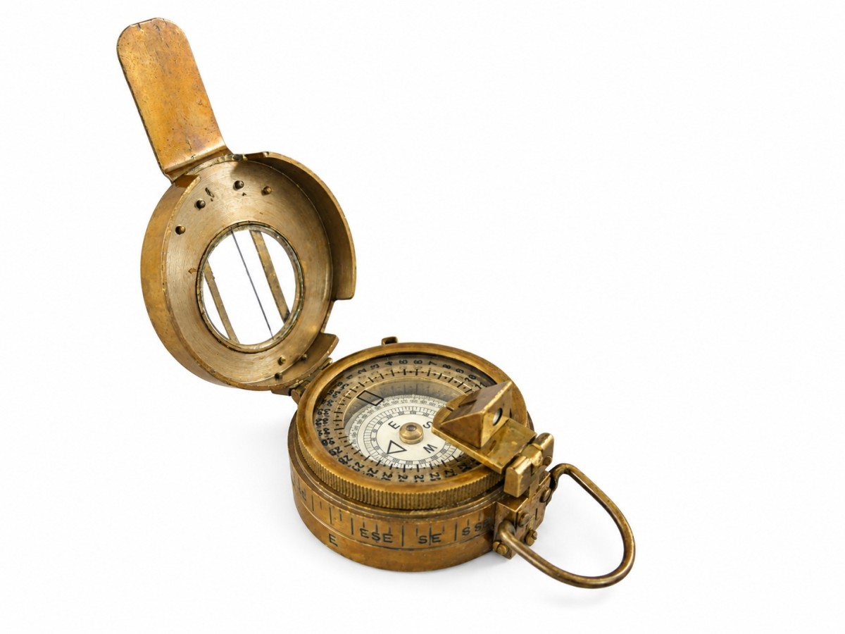 Decorative Antiqued Brass Compass with Case, 12 × 12 cm