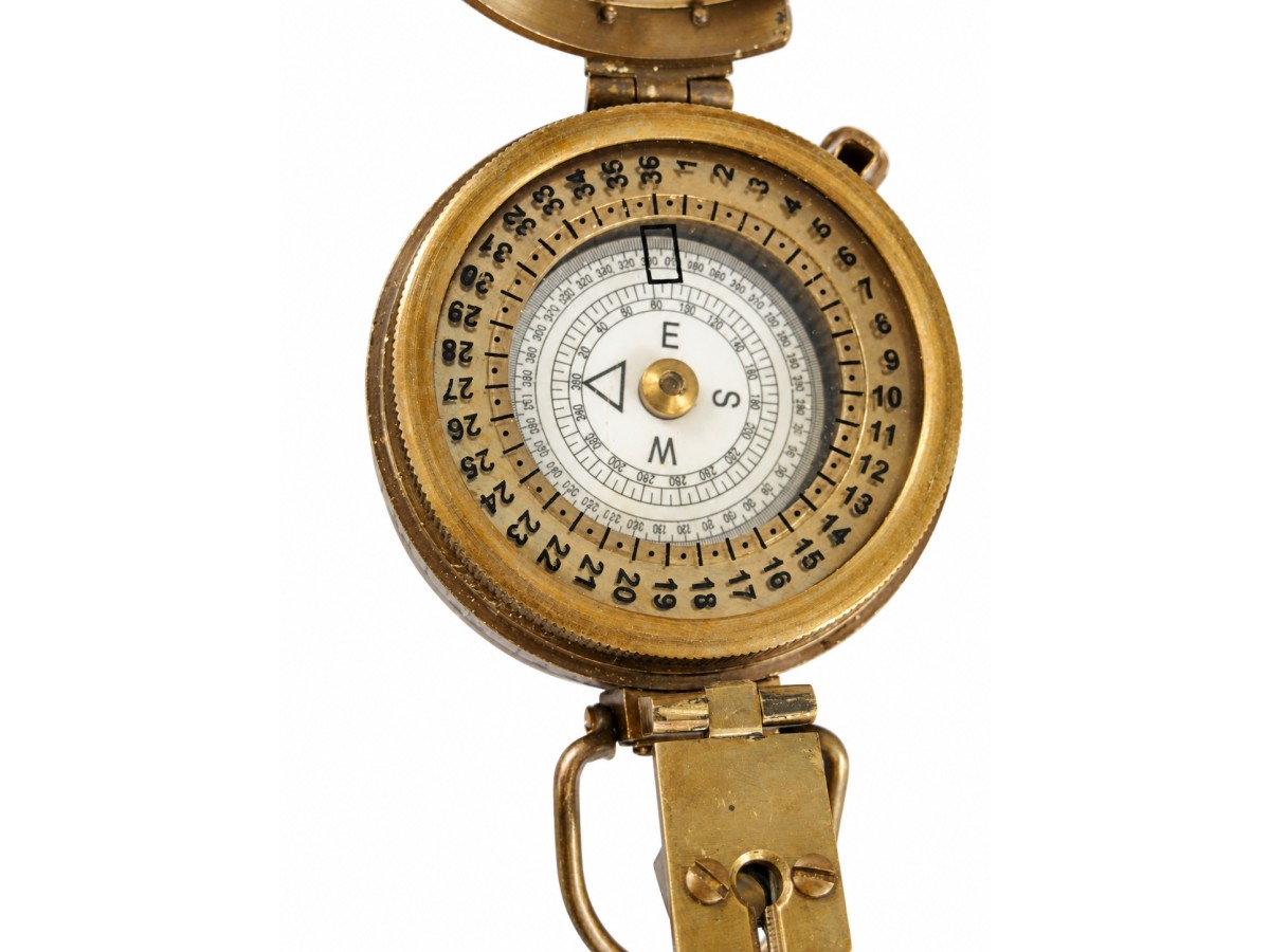 Decorative Antiqued Brass Compass with Case, 12 × 12 cm