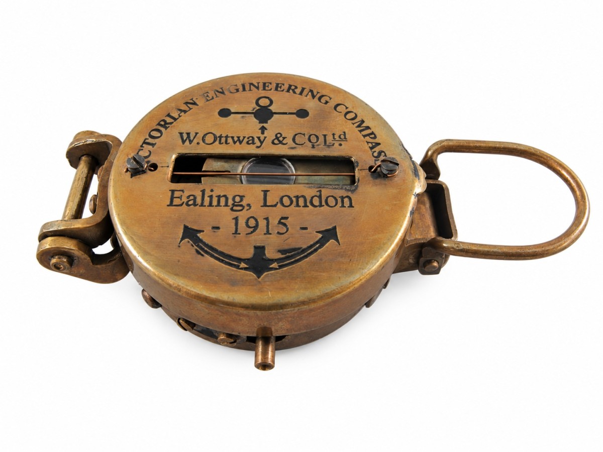 Decorative Antiqued Brass Compass with Case, L 12 × 5 cm