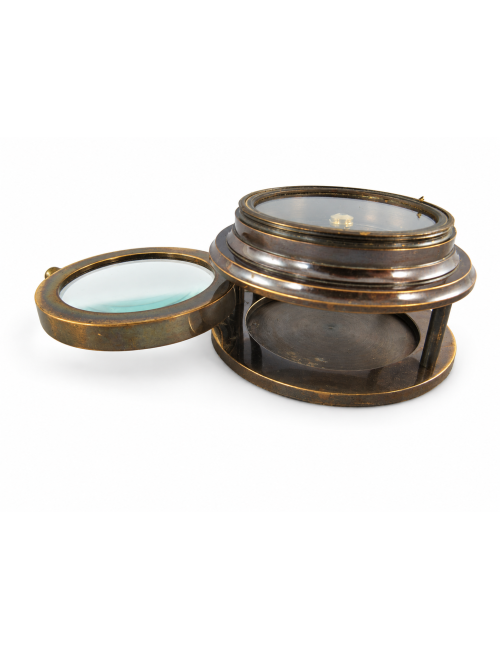 Decorative Antiqued Brass Compass in Leather Case, Ø 9 cm