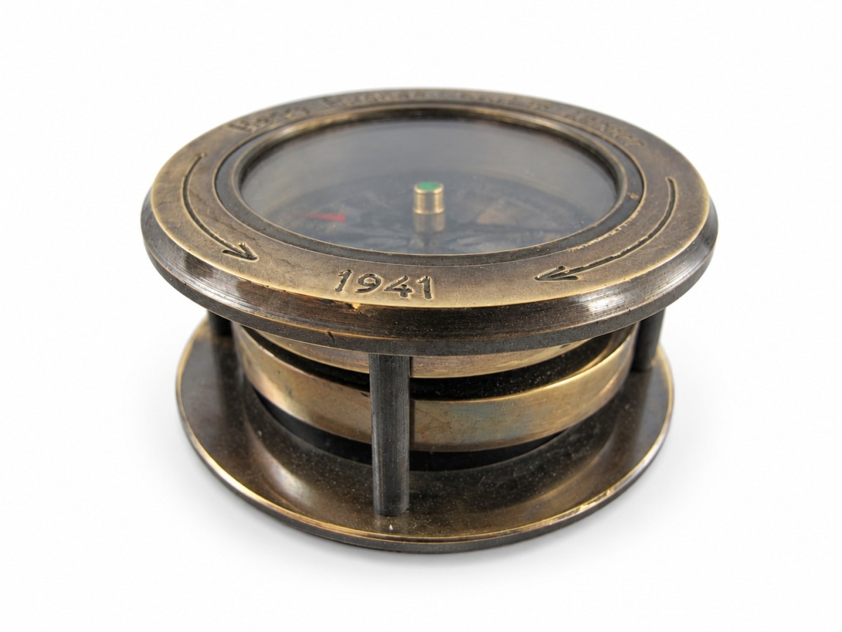 Decorative Antiqued Brass Compass with Case, Ø 7 cm