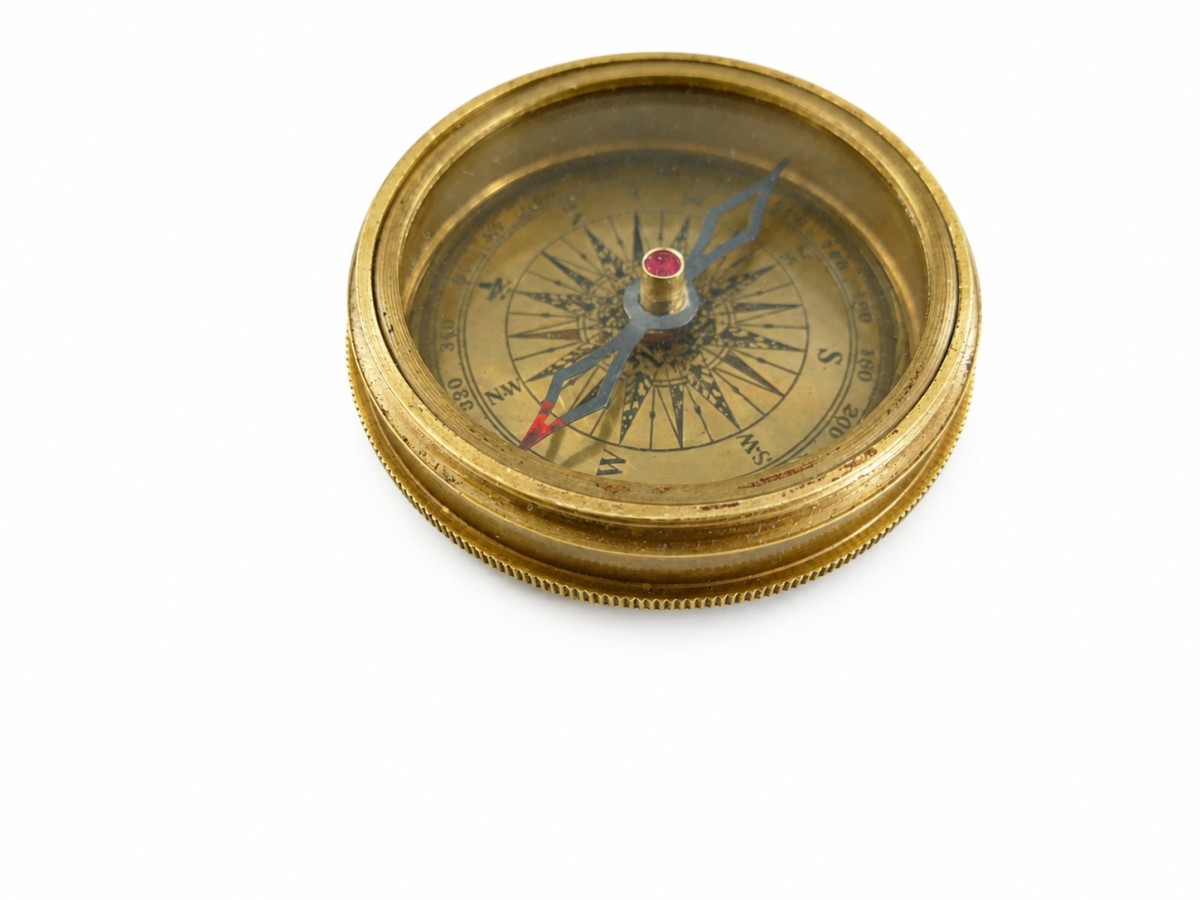 Decorative Antiqued Brass Compass, Ø 6 cm